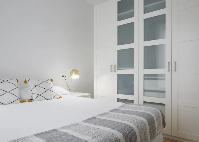 Always Easy I Kursaal 아파트